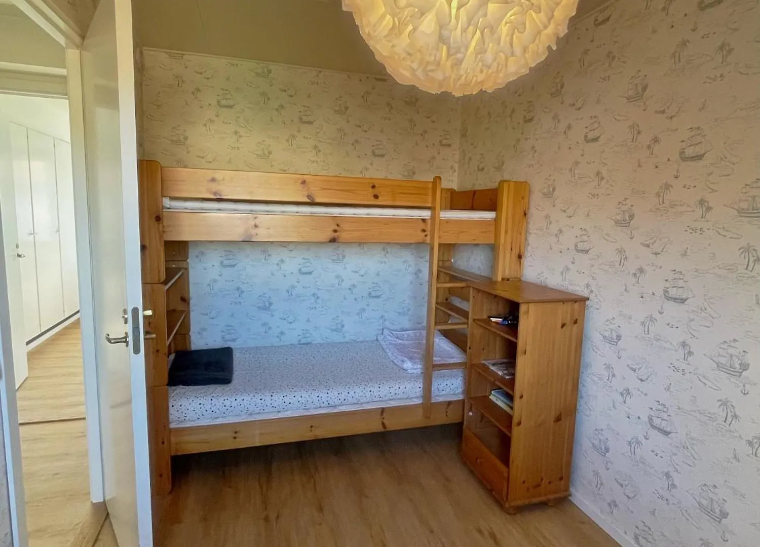 Nice 4 Bedrooms House In Sztokholm
